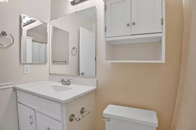 109 Peppermill Ln, Pittsburg, CA 94565 - Photo 23