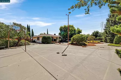 2548 Casa Grande Ct, Walnut Creek, CA 94598 - Photo 33