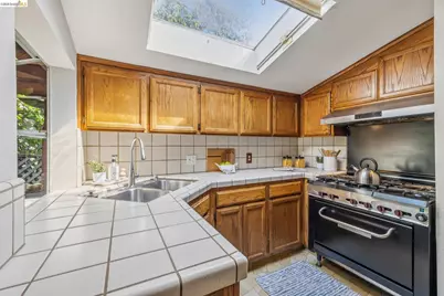 6334 Kensington Avenue, Richmond, CA 94805 - Photo 21