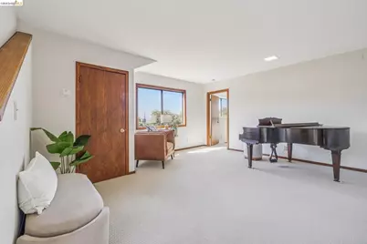 6334 Kensington Avenue, Richmond, CA 94805 - Photo 13