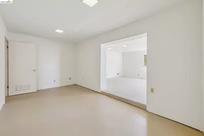 6334 Kensington Avenue, Richmond, CA 94805 - Photo 59