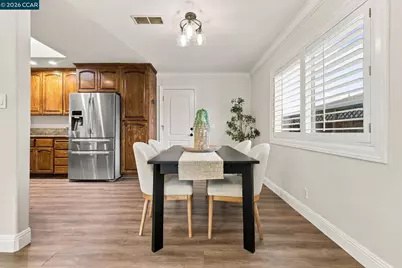3912 Elkwood Ct, Concord, CA 94519 - Photo 15