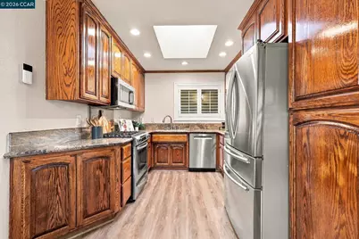 3912 Elkwood Ct, Concord, CA 94519 - Photo 17