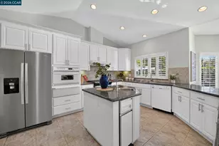 8106 Marsh Creek Rd, Clayton, CA 94517 - Photo 15