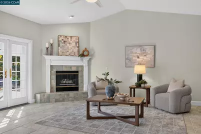 8106 Marsh Creek Rd, Clayton, CA 94517 - Photo 11