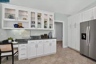8106 Marsh Creek Rd, Clayton, CA 94517 - Photo 19