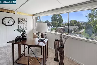 2424 Pine Knoll Dr #7, Walnut Creek, CA 94595 - Photo 13