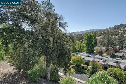 2424 Pine Knoll Dr #7, Walnut Creek, CA 94595 - Photo 19