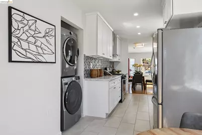 727 40th St, Richmond, CA 94805 - Photo 17