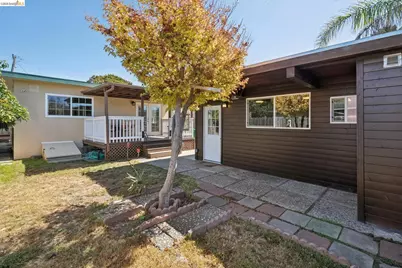 727 40th St, Richmond, CA 94805 - Photo 27