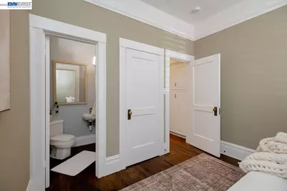 1024 Grand St, Alameda, CA 94501 - Photo 31