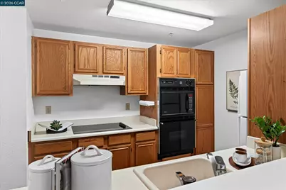 1840 Tice Creek Dr #2217, Walnut Creek, CA 94595 - Photo 11