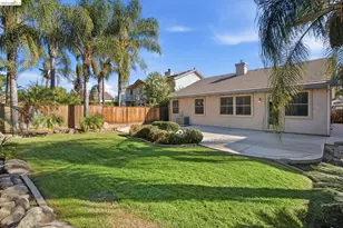 923 Blossom Dr, Brentwood, CA 94513 - Photo 61