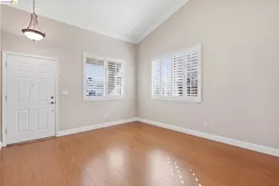 923 Blossom Dr, Brentwood, CA 94513 - Photo 11