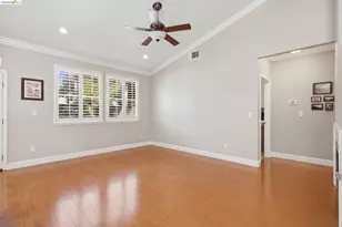 923 Blossom Dr, Brentwood, CA 94513 - Photo 21