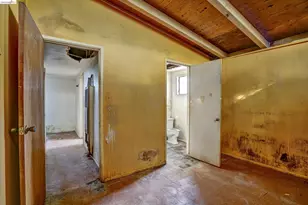 27758 La Porte Ave, Hayward, CA 94545 - Photo 15