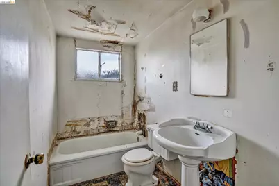 27758 La Porte Ave, Hayward, CA 94545 - Photo 27