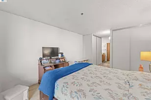 555 Pierce St, Albany, CA 94706 - Photo 15