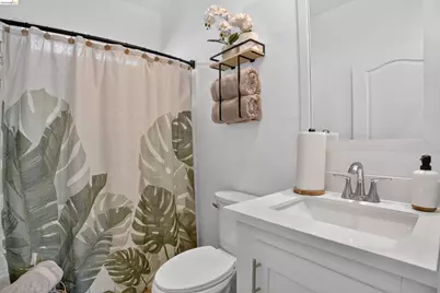 193 Kona Cir, Pittsburg, CA 94565 - Photo 33