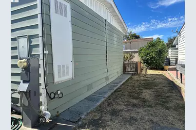 965 New England Village Dr., Hayward, CA 94544 - Photo 27