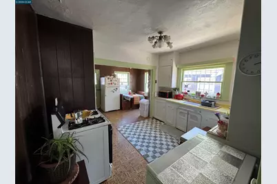 2107 64th Ave, Oakland, CA 94621 - Photo 7