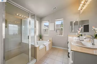 7318 Carter Ave, Newark, CA 94560 - Photo 27