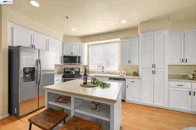 7318 Carter Ave, Newark, CA 94560 - Photo 15