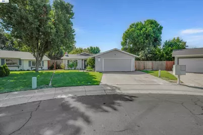3444 Spartan Way, Sacramento, CA 95826 - Photo 3