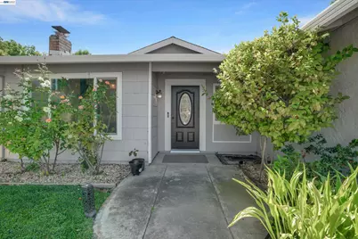 3444 Spartan Way, Sacramento, CA 95826 - Photo 5