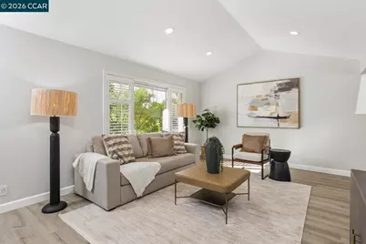 2225 Sierra Ct, Concord, CA 94518 - Photo 9