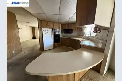 1414 Buckingham Way, Hayward, CA 94544 - Photo 3