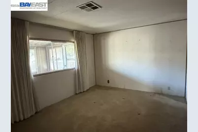 1414 Buckingham Way, Hayward, CA 94544 - Photo 15