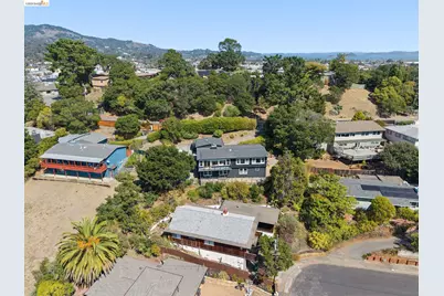 55 Blossom Drive, San Rafael, CA 94901 - Photo 31