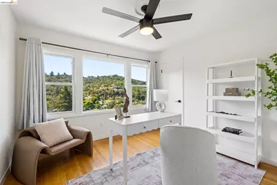 55 Blossom Drive, San Rafael, CA 94901 - Photo 15