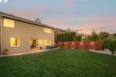 25781 Durrwood Ct, Castro Valley, CA 94552 - Photo 51