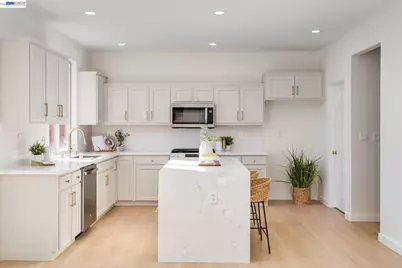 25781 Durrwood Ct, Castro Valley, CA 94552 - Photo 25