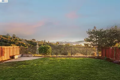 25781 Durrwood Ct, Castro Valley, CA 94552 - Photo 47