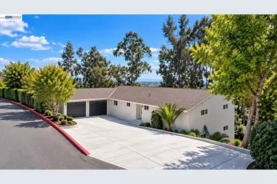 1069 Central Blvd, Hayward, CA 94542 - Photo 3