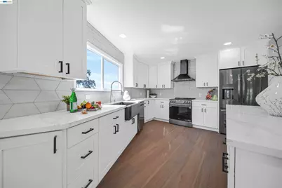 1069 Central Blvd, Hayward, CA 94542 - Photo 17