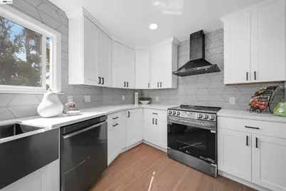 1069 Central Blvd, Hayward, CA 94542 - Photo 15