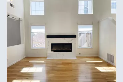 70 Seabreeze Dr, Richmond, CA 94804 - Photo 9