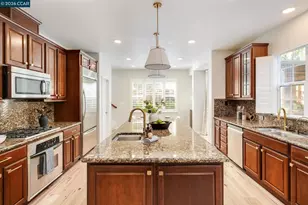 5045 Campion Dr, San Ramon, CA 94582 - Photo 11