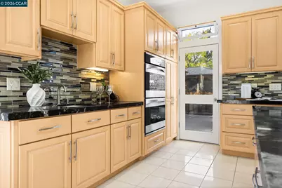 1590 Daniels Dr, San Leandro, CA 94577 - Photo 7