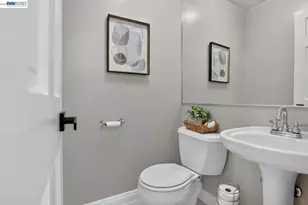 4571 Ewing Rd, Castro Valley, CA 94546 - Photo 23