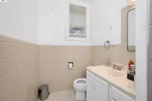 216 Oakland Ave, Oakland, CA 94611 - Photo 35