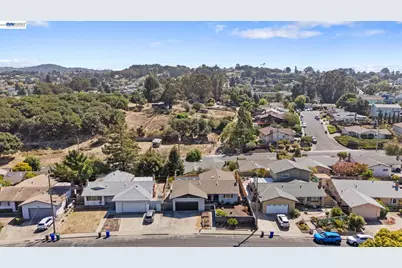 1201 Belfair Dr, Pinole, CA 94564 - Photo 39