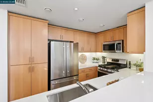 2803 Regatta Dr, Oakland, CA 94601 - Photo 11