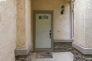 1316 Summer Grove Cir, Fairfield, CA 94534 - Photo 5