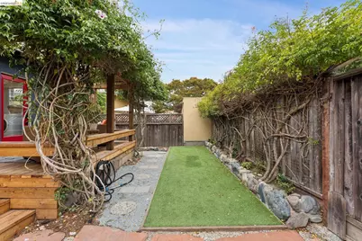 1262 Excelsior, Oakland, CA 94610 - Photo 43