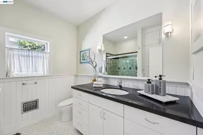 1621 Wellington St, Oakland, CA 94602 - Photo 31
